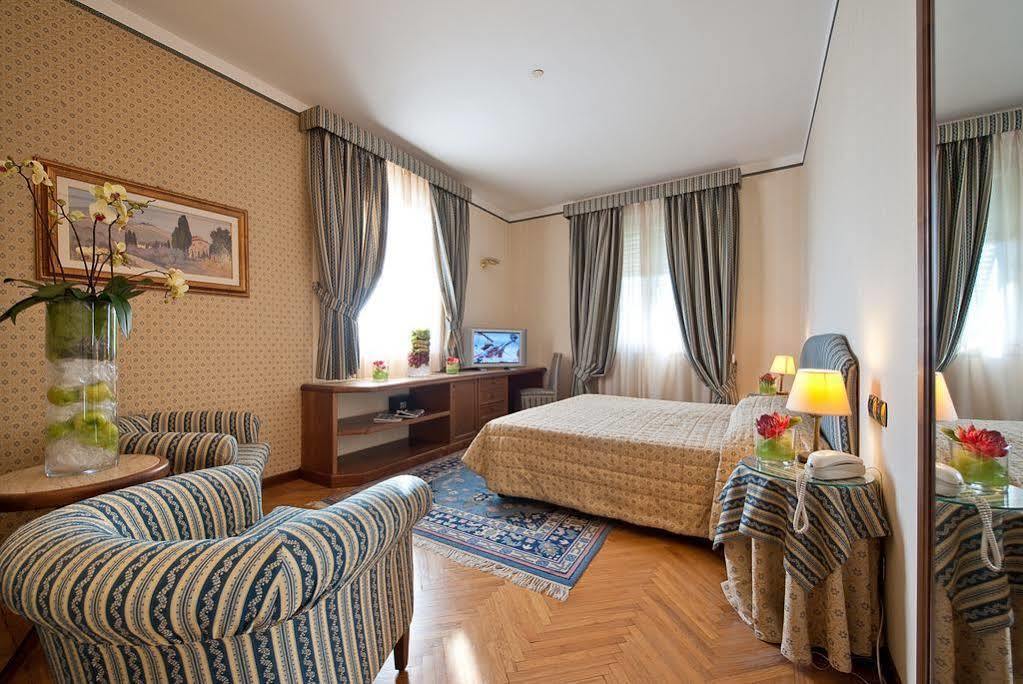 Grand Hotel Nizza Et Suisse Montecatini Terme Kültér fotó